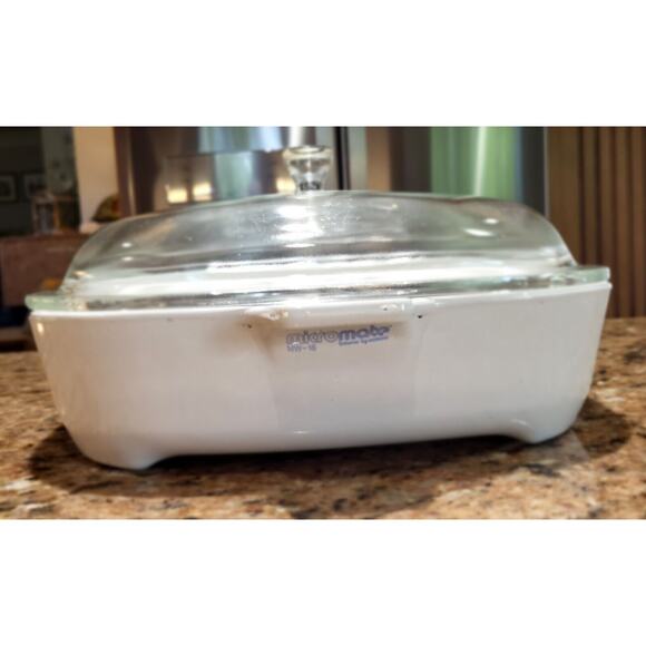 Corning Ware MW-16 10 x 10 White MicroMake Browning Dish w/ Lid - Picture 16 of 16